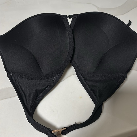 VS Bombshell bikini top - Picture 2 of 2